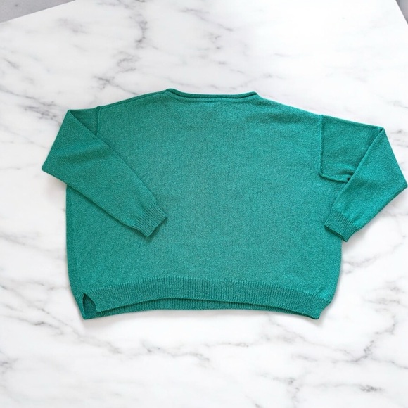 Women’s Knit Sweater - Picture 2 of 4